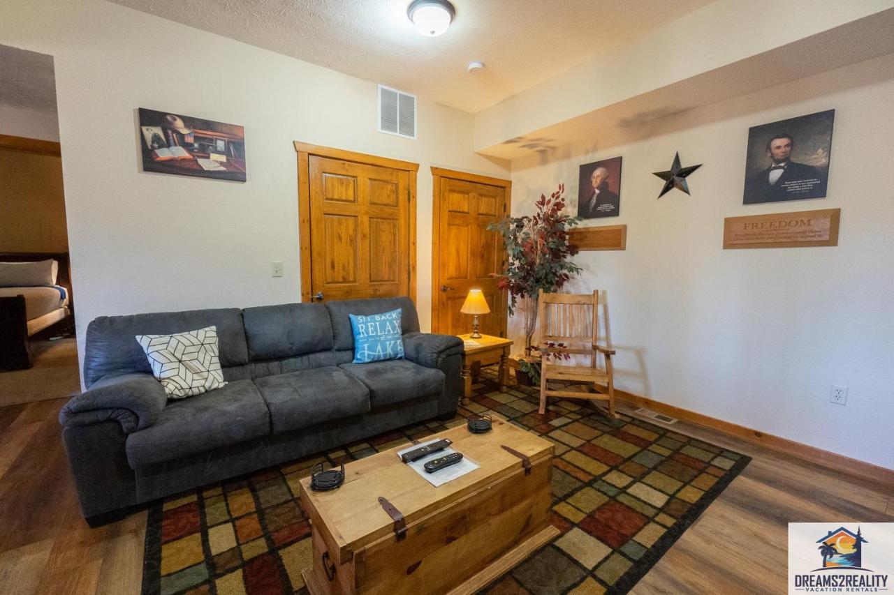 Forest Heights Lodge - 6Br - Pool Table - Near Silver Dollar City - Free Tickets Included Branson Buitenkant foto